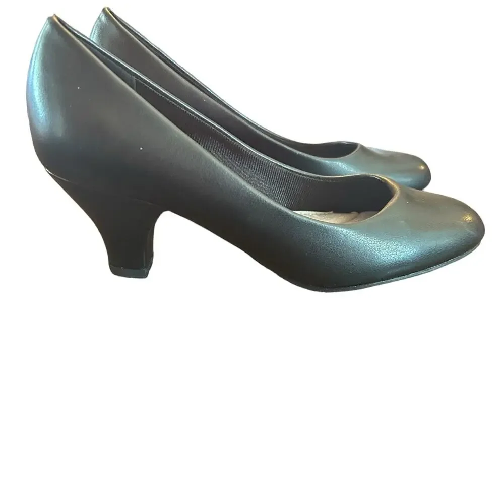 Easy Street Fabulous Comfort Heel Pump in Black NEW Size 6 Narrow
